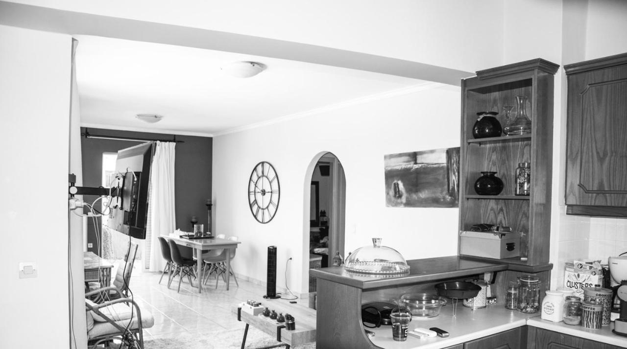 Thalassa Seaside Apartment Chania  Eksteriør billede